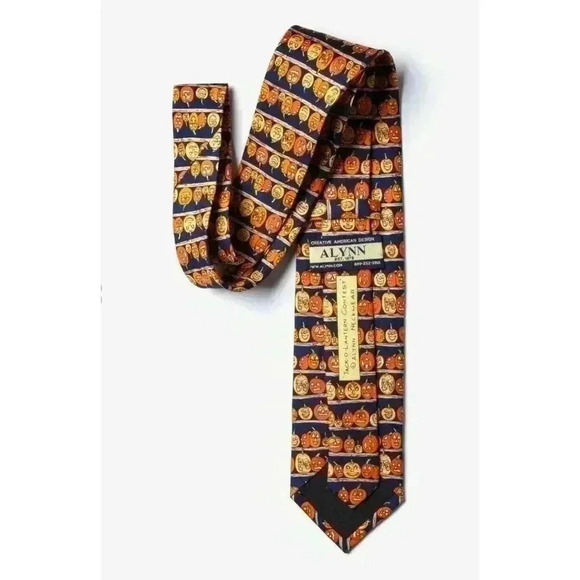 Alynn Neckwear Jack-O-Lantern Contest Tie - Picture 1 of 5